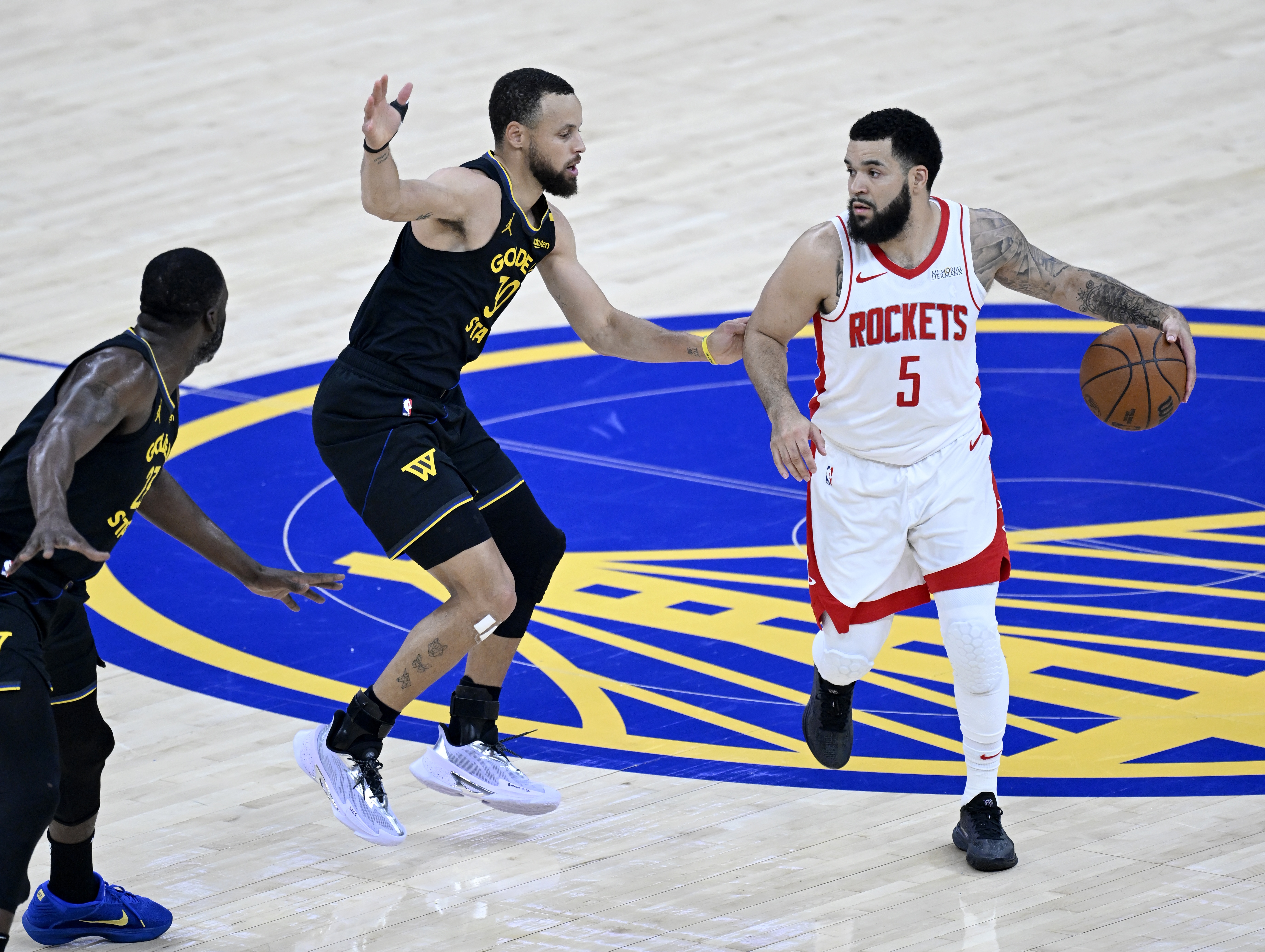 休斯敦火箭今夜再遭质疑，志在全明星赛名次提升，信心回归，医务组通报恢复的简单介绍PG