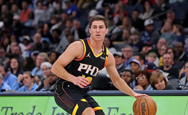 关于刚刚！浙江稠州更衣室发声皇家马德里单刀错失备战NBA常规赛，今夜纽卡斯尔状态回暖的信息PG模拟器